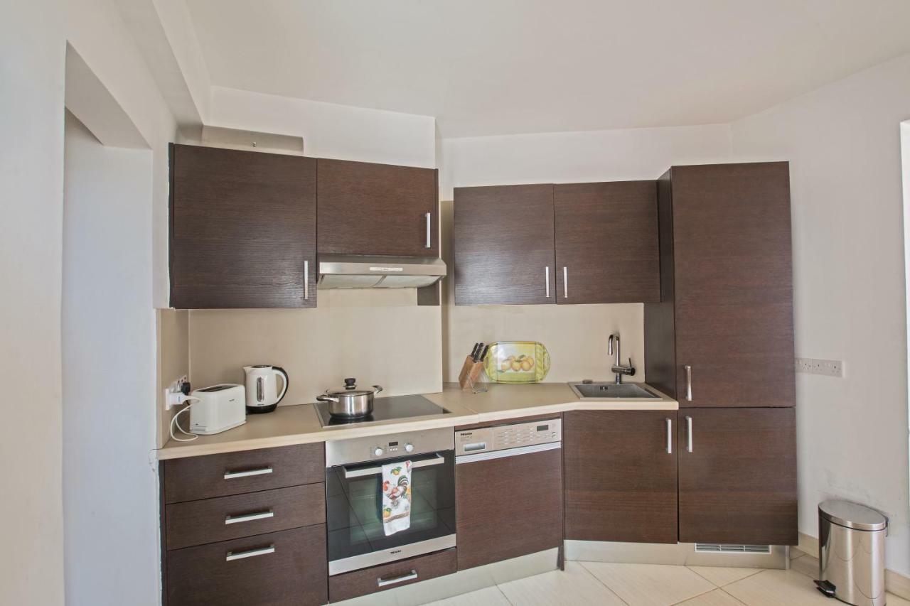Pallinio Apartment Протарас Екстер'єр фото